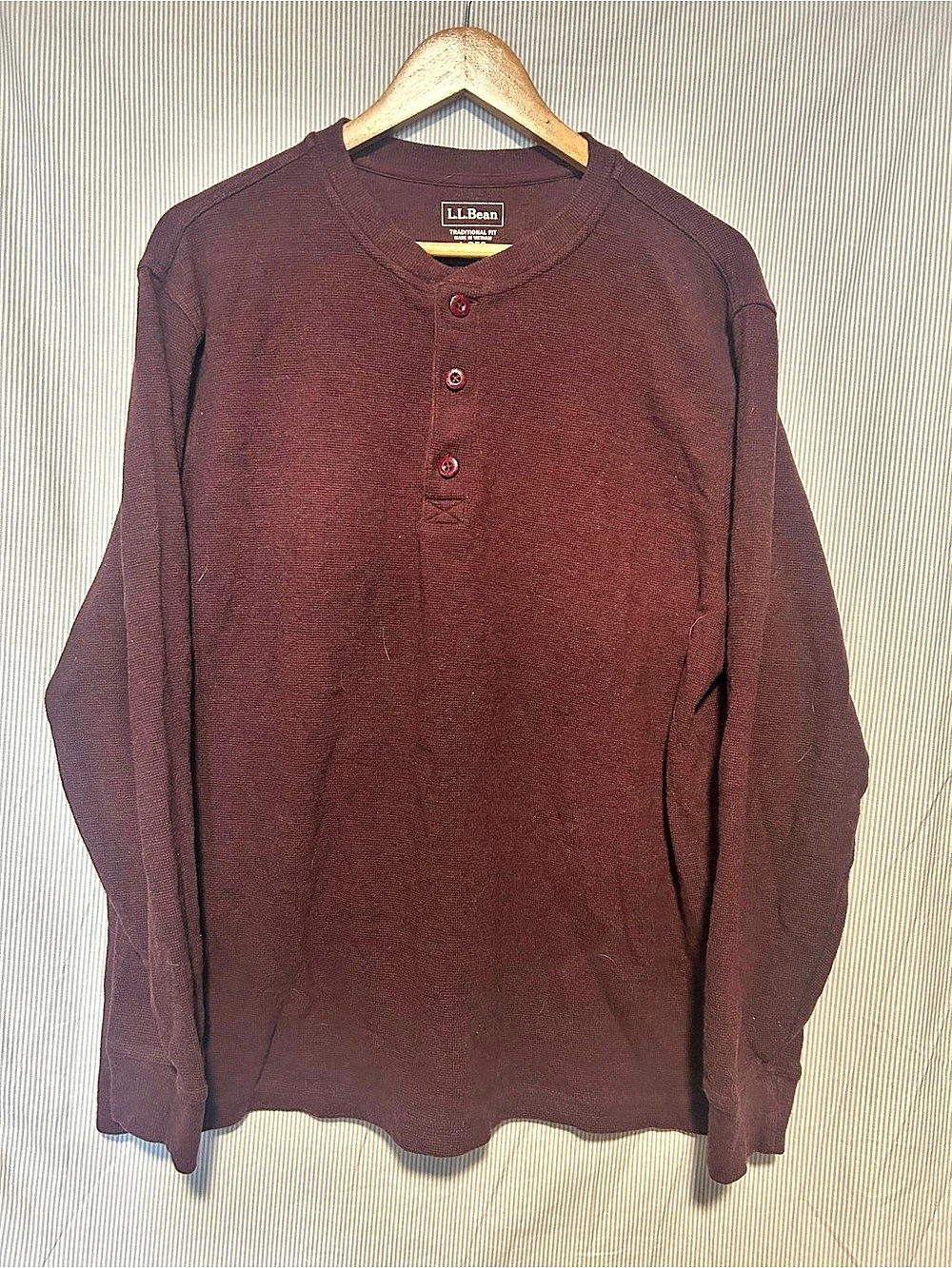 L.L.Bean Men's Unshrinkable Mini-Waffle Henley, Long-Sleeve Traditional Large